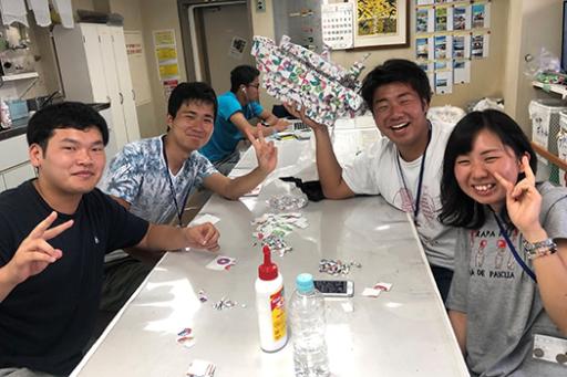 20190301折り紙で望星丸を制作する学生たち_341.jpg