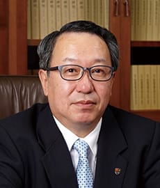 松前 義昭理事長