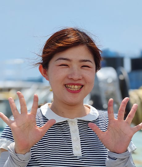 汐崎　伸子